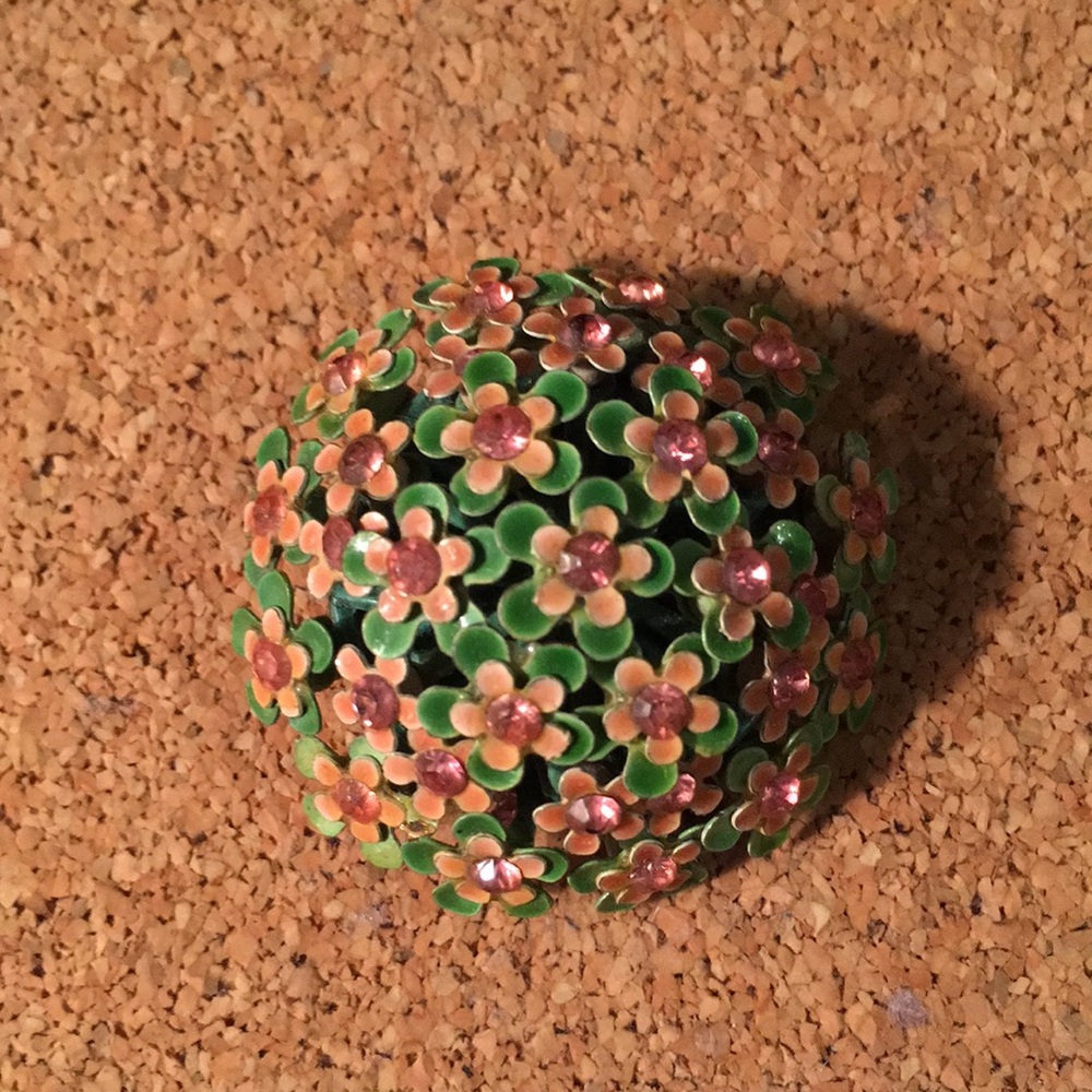 Vintage pink flower brooch